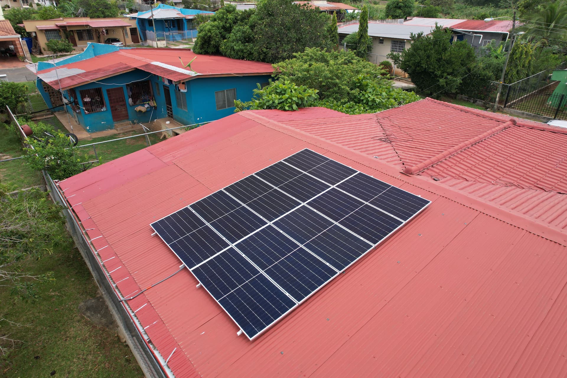 Sistema energía solar de 4,70 kWp
